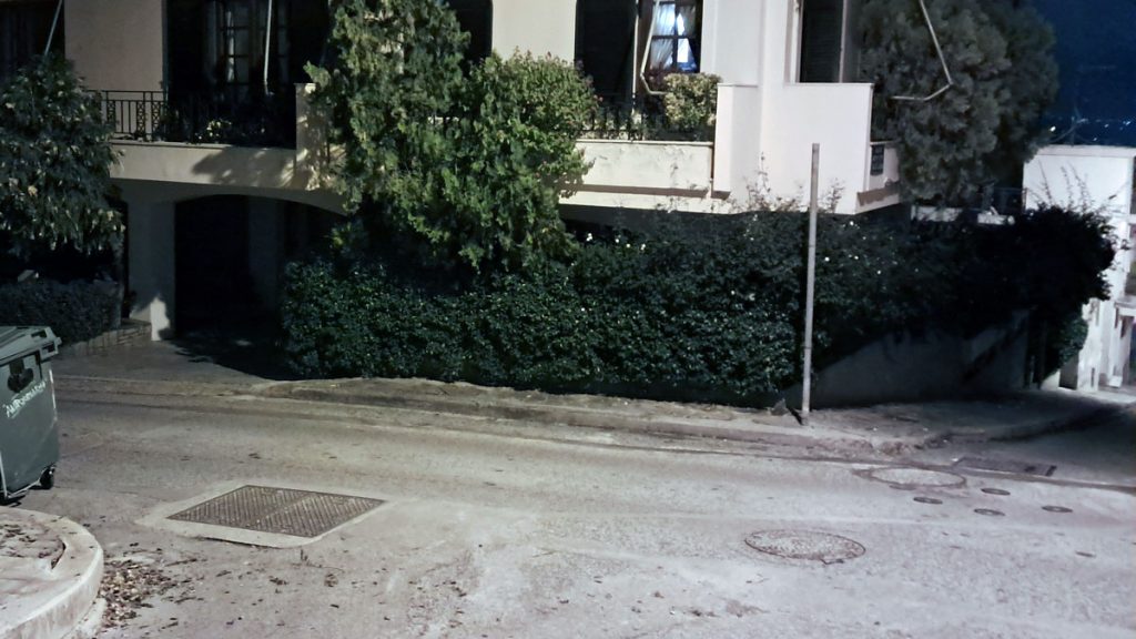 Καθρέφτη, καθρεφτάκι μου, που είσαι;