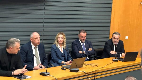 Πραγματοποιήθηκε η ενημερωτική ημερίδα του Επιμελητηρίου Φθιώτιδας σε συνεργασία με την Eurobank