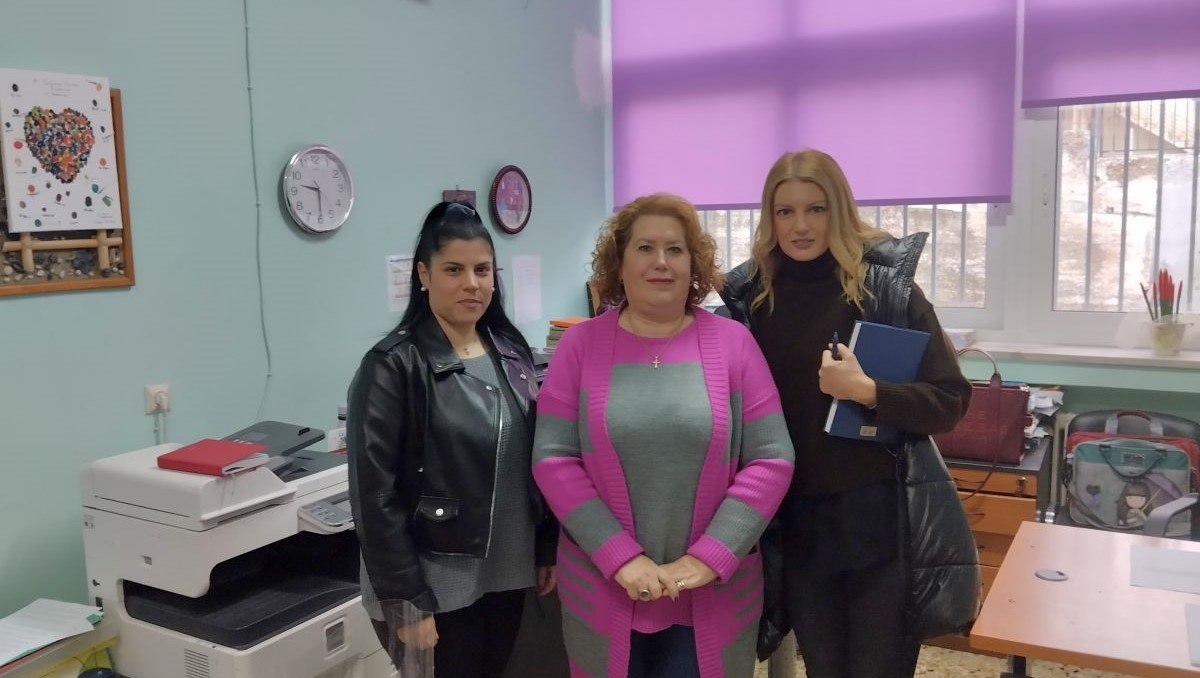 Ενημερωτικές επισκέψεις σε σχολεία της Αταλάντης για τους Ρομά μαθητές