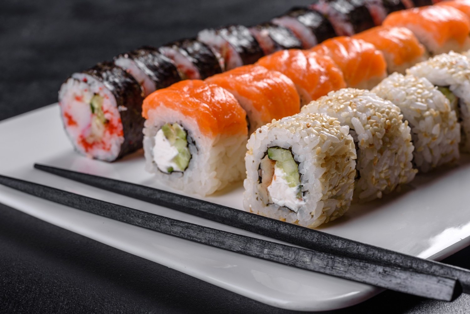 Νεαρός δηλητηριάστηκε από σούσι στη Θεσσαλονίκη – Μολύνθηκε από το παράσιτο «ανισάκις»