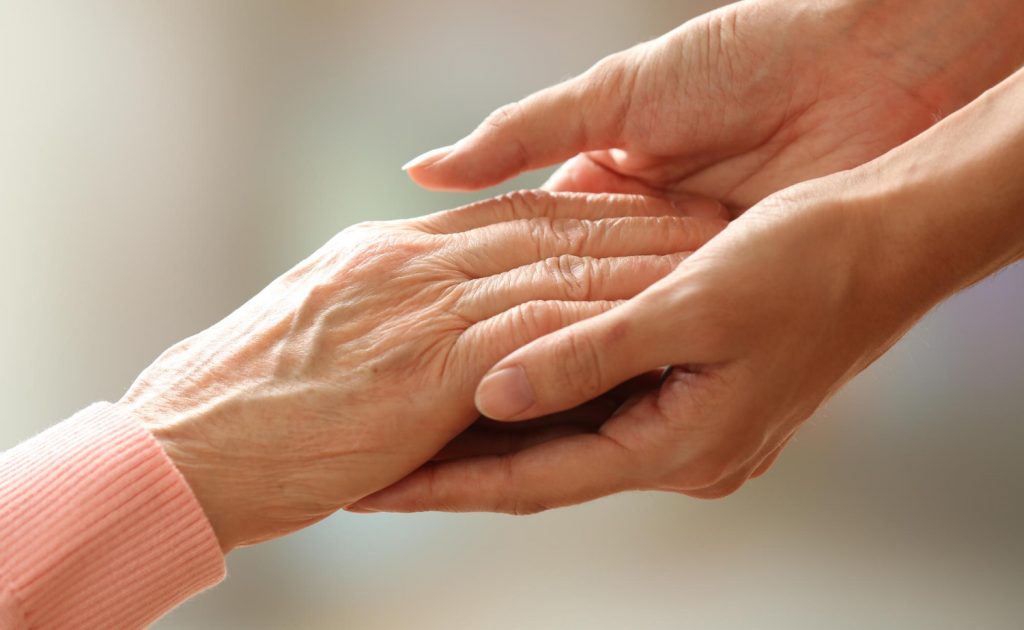 Ζητείται γυναίκα για φροντίδα ατόμου