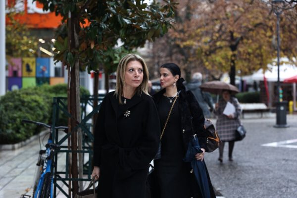 Στη Λάρισα η Καρυστιανού – «Πυρά» κατά του Εφέτη Ανακριτή: «Αυτή ή δίκη έπρεπε να είναι διαφορετική, με διαφορετικούς κατηγορούμενους»