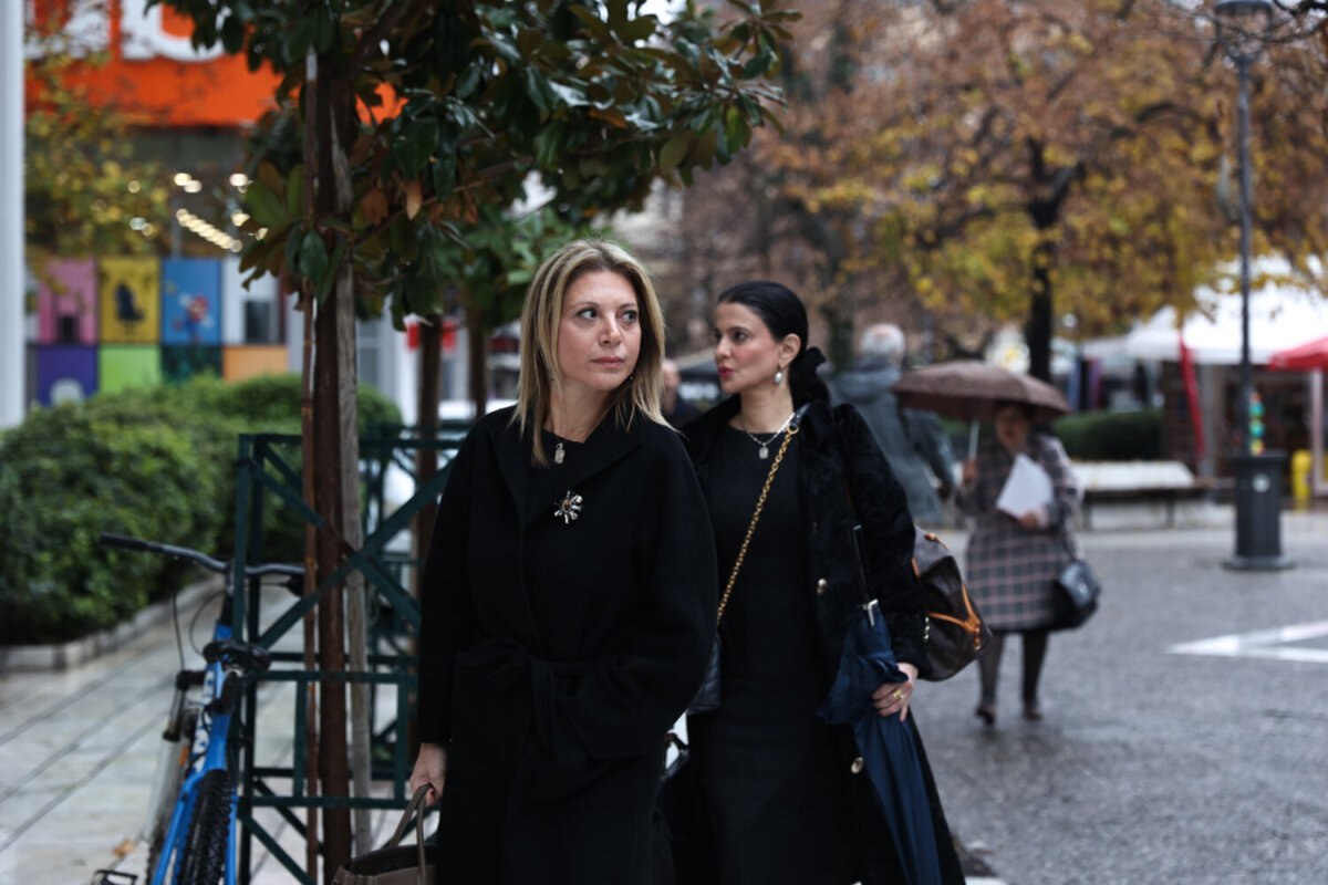 Στη Λάρισα η Καρυστιανού – «Πυρά» κατά του Εφέτη Ανακριτή: «Αυτή ή δίκη έπρεπε να είναι διαφορετική, με διαφορετικούς κατηγορούμενους»