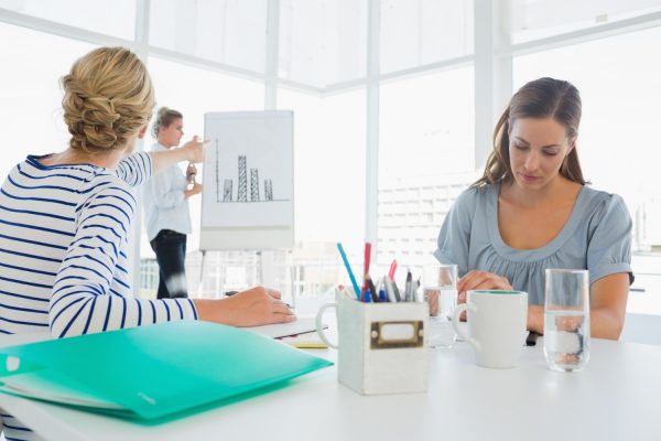 Πώς θα αυξηθούν οι μέσοι μισθοί: Τα νέα μέτρα για τη διευκόλυνση σύναψης συλλογικών συμβάσεων, αναλυτικά τι αλλάζει