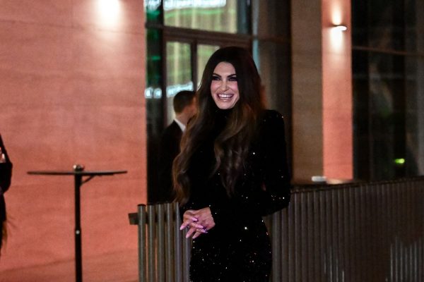 Η Κίμπερλι Γκιλφόιλ μόλις έκανε την πρώτη της δημόσια εμφάνιση στην Αθήνα -Στη δεξίωση στο Grand Hyatt