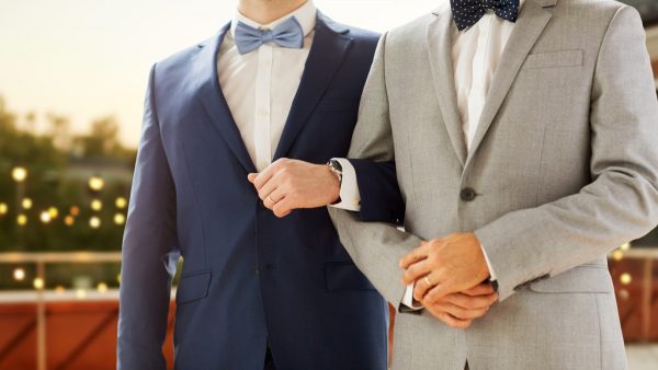 Δικαστήριο της ΕΕ: Ο γάμος ομόφυλων ζευγαριών πρέπει να αναγνωρίζεται σε όλες τις χώρες