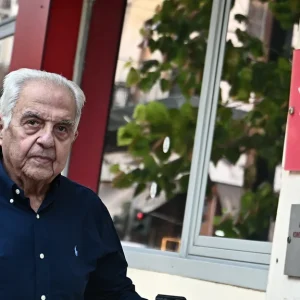 Αλέκος Φλαμπουράρης: Ο ιδεολόγος της Αριστεράς που πάντα συμβουλευόταν ο Αλέξης Τσίπρας