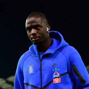 Λευκορωσία – Ελλάδα: Με Τετέι και αλλαγές η ενδεκάδα της Εθνικής ποδοσφαίρου