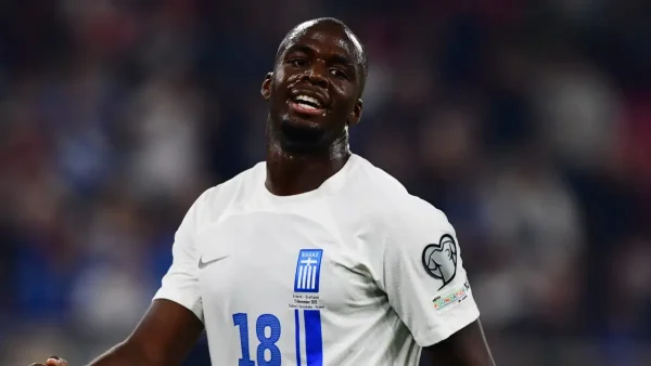 Ο Τεττέη απάντησε στον Αντετοκούνμπο: «Ο Γιάννης ήταν και είναι ο φάρος για παιδιά σαν εμένα»