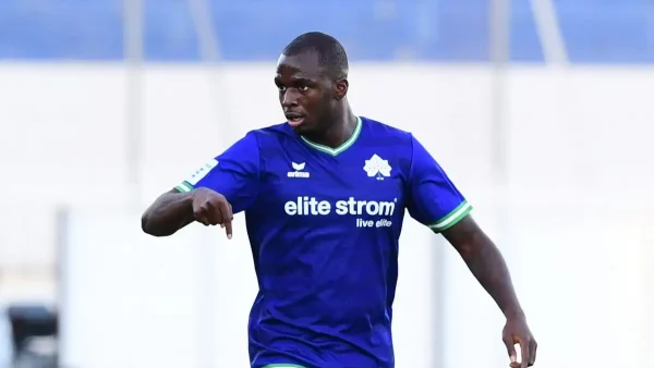 Ο Ανδρέας Τεττέη συγκλονίζει για τον ρατσισμό που βίωσε: "Δεν κάθονταν δίπλα μου στο λεωφορείο επειδή είμαι μαύρος"