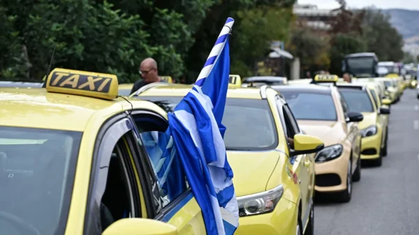 Χωρίς ταξί σήμερα και αύριο η Αττική λόγω της απεργίας του ΣΑΤΑ - Συνάντηση Κυρανάκη με την Ομοσπονδία