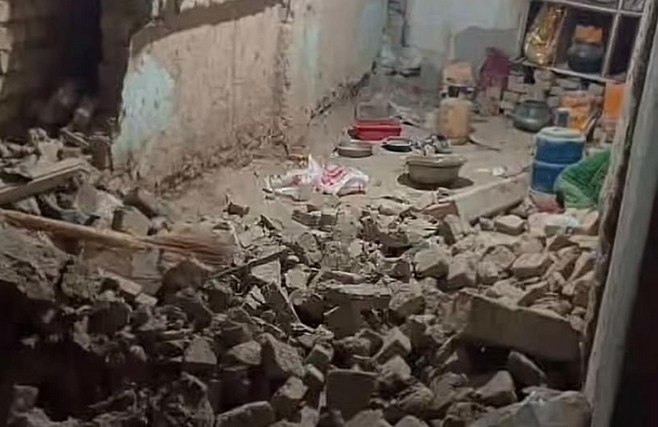 Αφγανιστάν: Πάνω από 20 νεκροί από τον σεισμό των 6,3 Ρίχτερ – Σπαρακτικά πλάνα από τον απεγκλωβισμό των τραυματιών