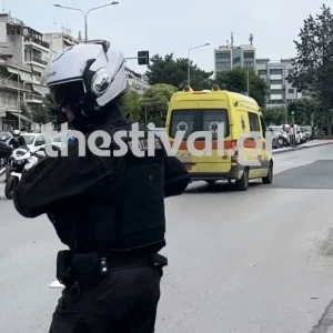 Θεσσαλονίκη: «Γέφυρα ζωής» από την ΕΛΑΣ για τη μεταφορά βρέφους - Μόλις 6' από τις Σέρρες στο Ιπποκράτειο