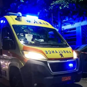 Ηράκλειο: Την τραυμάτισε, σκότωσε το σκυλί της και εγκατέλειψε το σημείο - Έρευνες για τον εντοπισμό οδηγού