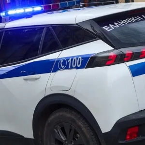 Eπίθεση 16χρονης σε 14χρονη μέσα σε σχολείο της Κυψέλης και η προηγούμενη σύλληψή της