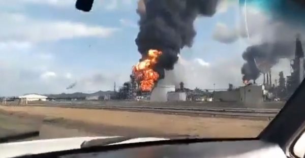 Έκρηξη σε εργοστάσιο πετρελαίου στη Βενεζουέλα - Δείτε βίντεο