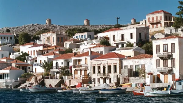 Μπλακ άουτ στη Χάλκη – Πλωτός γερανός έκοψε τα υποθαλάσσια καλώδια