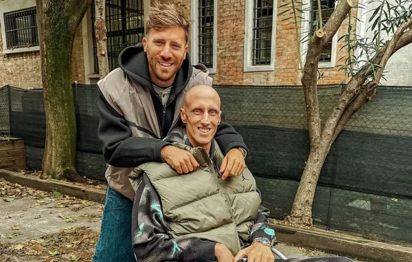 Συγκλονίζει ο Ακίλε Πολονάρα: Ξύπνησε από το κώμα και δίνει ξανά μάχη για τη ζωή του