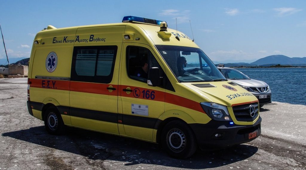 Νεκρή γυναίκα στην παραλία της Ερατεινής - Στην Πάτρα η σορός λόγω του λουκέτου στην Ιατροδικαστική Στερεάς