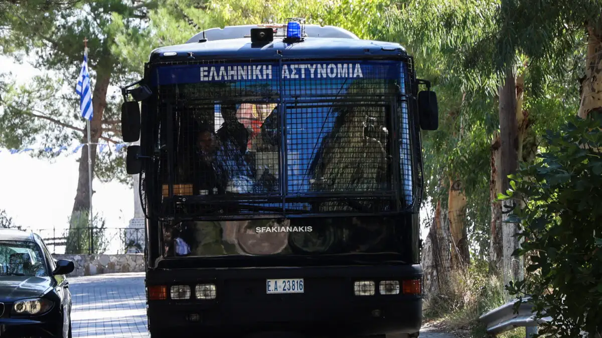 Βορίζια: Δεκάδες αστυνομικοί για την κηδεία του 39χρονου Φανούρη – Εγκαταλείπουν το χωριό μέλη της οικογένειας Καργάκη