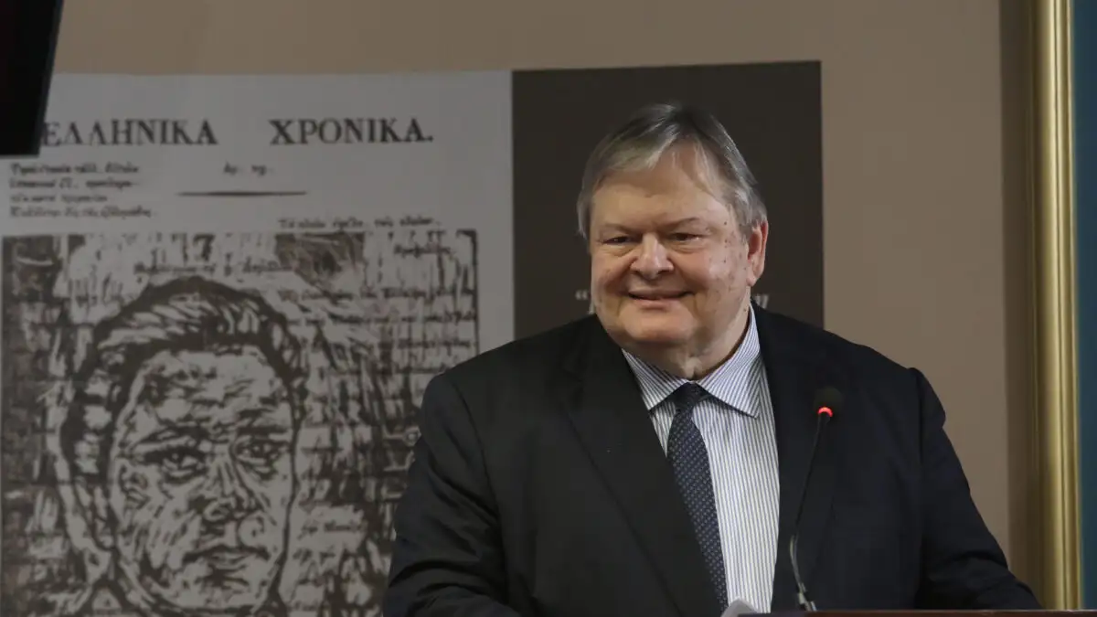 Ευάγγελος Βενιζέλος: "Στα εθνικά θέματα, τα διλήμματα πρέπει να τίθενται με τρόπο σοβαρό, όχι φοβικό"