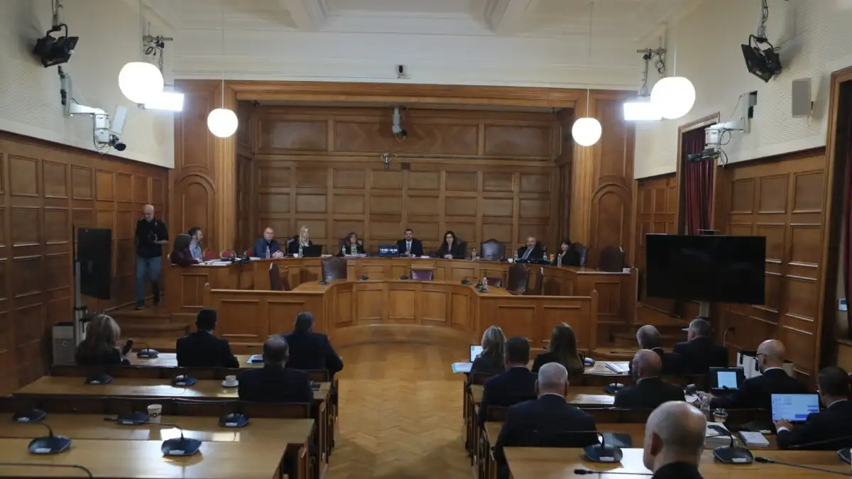 ΟΠΕΚΕΠΕ: Η Εξεταστική αποφάσισε νέα άμεση κλήση του «Φραπέ»