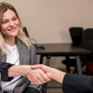 Ζητείται εξωτερικός συνεργάτης σε Διαφημιστική εταιρεία