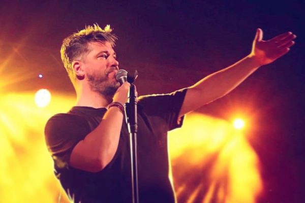 Ο Χάρης Βαρθακούρης απόψε στο Blind Pig για μια μοναδική βραδιά!