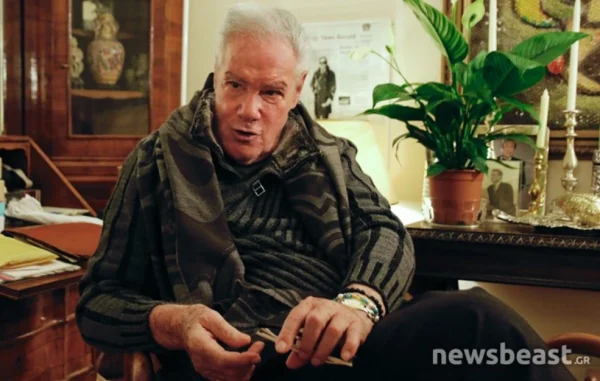 Πέθανε ο θρυλικός σχεδιαστής μόδας Ντίμης Κρίτσας: Έντυσε από την Λαμπέτη μέχρι γαλαζοαίματες, σχεδίασε το νυφικό της Καρέζη - Η μυθιστορηματική ζωή του