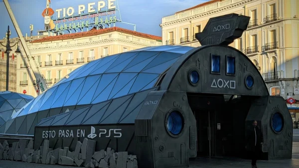 Γνωστός σταθμός μετρό μεταμορφώνεται στο πλαίσιο της νέας καμπάνιας του PlayStation για το PS5