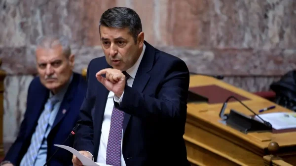 ΟΠΕΚΕΠΕ: Στη Βουλή δικογραφία σε βάρος του Γιώργου Μυλωνάκη μετά από μήνυση του Κώστα Βαξεβάνη