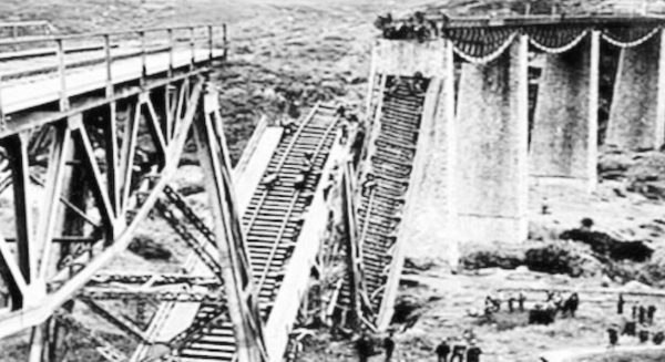 Γοργοπόταμος: Σαν σήμερα η ανατίναξη που ακούστηκε σε όλο τον κόσμο - ΒΙΝΤΕΟ