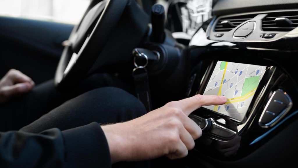 H Google φέρνει live οδηγίες για αλλαγές λωρίδας στην οδήγηση και στα Google Maps