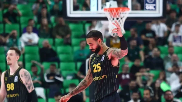 Παναθηναϊκός – Άρης Betsson: Απίθανη εμφάνιση των φιλοξενούμενων στο πρώτο μέρος με 11 τρίποντα