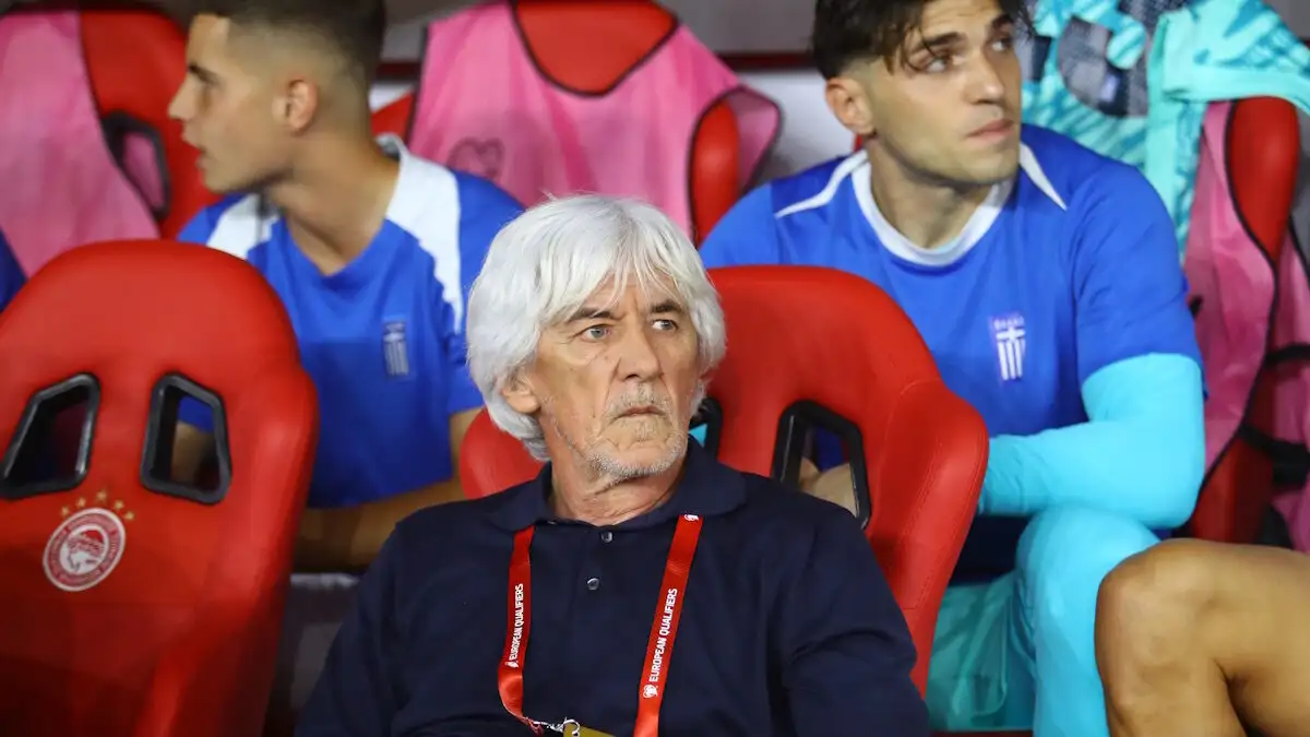 Εθνική ποδοσφαίρου: Με Κωστούλα και Τριάντη οι κλήσεις του Γιοβάνοβιτς για τα ματς της Ελλάδας με Σκωτία και Λευκορωσία