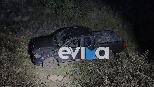 Αυτοκίνητο έφυγε από ύψος εκτός δρόμου - Τραυματίστηκε ο οδηγός