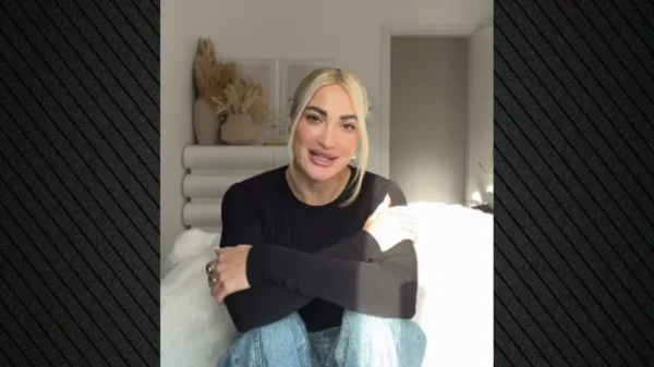 Ιωάννα Τούνη μετά την έναρξη της δίκης για το revenge porn: Ο κόσμος με αντιμετωπίζει ως πόρνη