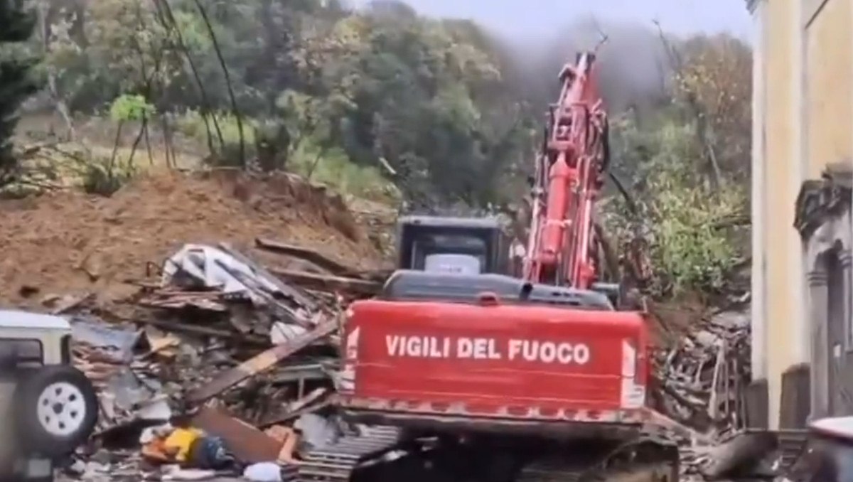 Δύο αγνοούμενοι μετά από κακοκαιρία στη βόρεια Ιταλία - Πλημμύρισαν δρόμοι, κλείνουν σχολεία