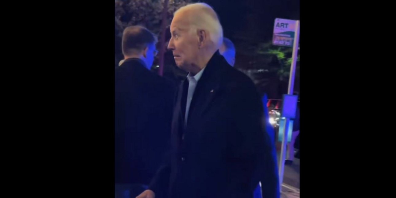 Σπάνια δημόσια εμφάνιση του Τζο Μπάιντεν: Περπατά με δυσκολία, φανερά καταβεβλημένος και γερασμένος (BINTEO)
