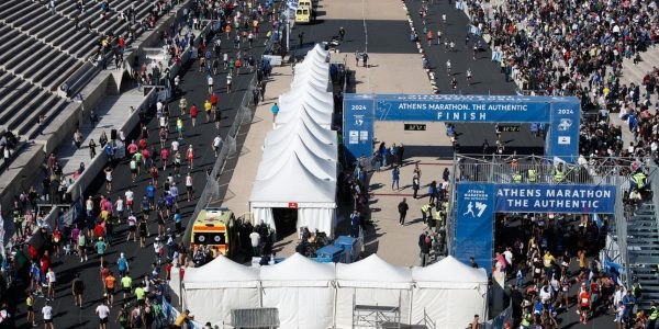 Σε ρυθμούς μαραθωνίου η Αθήνα - Πάνω από 73.000 συμμετοχές, ποιοι δρόμοι θα είναι κλειστοί