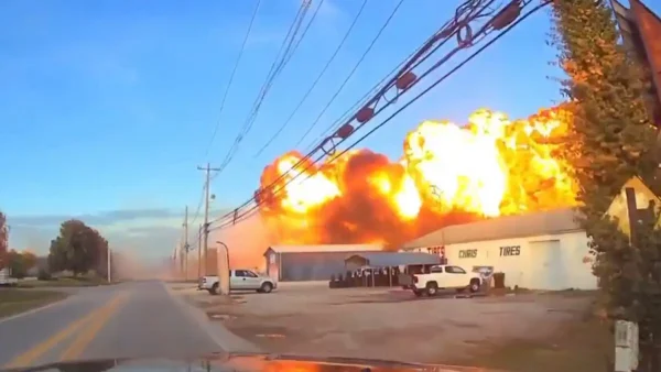 Κεντάκι: Ο κινητήρας του αεροσκάφους της UPS πήρε φωτιά και αποκολλήθηκε – Συγκλονιστικά βίντεο από την τραγωδία με τους 12 νεκρούς