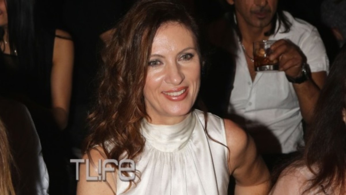 Κίλι Σφακιανάκη: Η καλλονή που άφησε τη Βρετανία και παντρεύτηκε τον άρχοντα του λαϊκού τραγουδιού, Νότη Σφακιανάκη