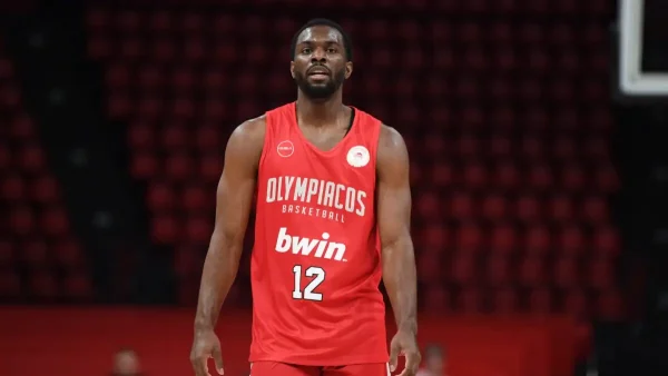 Ο Κίναν Έβανς προπονείται κανονικά και ετοιμάζεται για το Ολυμπιακός – Καρδίτσα