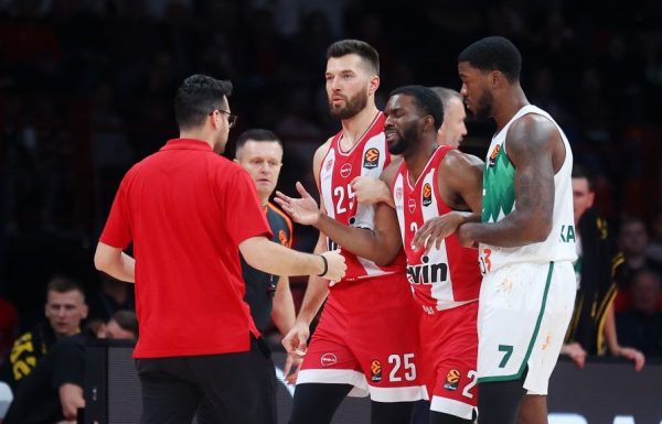 Γιατρός Κίναν Έβανς: «Ανοησίες ότι δεν θα επιστρέψει, θα γυρίσει πολύ νωρίτερα από τους 10 μήνες»