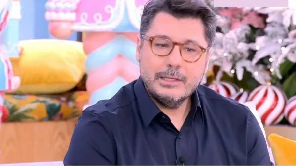 Λάμπρος Κωνσταντάρας: «Είναι τα πρώτα Χριστούγενα χωρίς τον πατέρα μου και θα είναι πολύ δύσκολα»