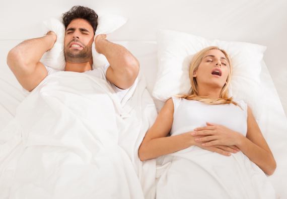 Ποιότητα ύπνου και αναπνοή: Ο ρόλος του μαξιλαριού στην υπνική άπνοια