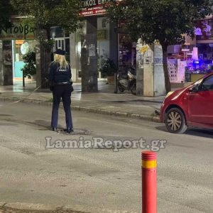 Λαμία: Τροχαίο με ντελιβερά στο κέντρο της πόλης - Δείτε εικόνες