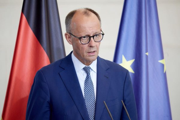 Ουκρανία: Τηλεφωνική επικοινωνία Μερτς με Τραμπ – «Έκανα απολύτως σαφή τη θέση της Ευρώπης», δήλωσε ο Γερμανός καγκελάριος