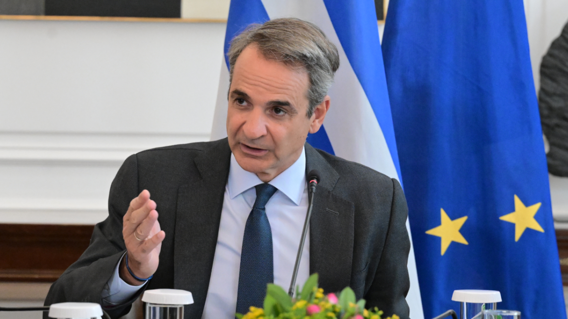 Ο Κυριάκος Μητσοτάκης θα ψηφίσει αύριο το απόγευμα στο Πολιτιστικό Κέντρο Κάτω Πετραλώνων για τις εσωκομματικές εκλογές της ΝΔ