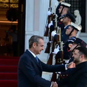 Στον Μητσοτάκη ο Ζελένσκι - Αναμένεται η υπογραφή της ενεργειακής συμφωνίας